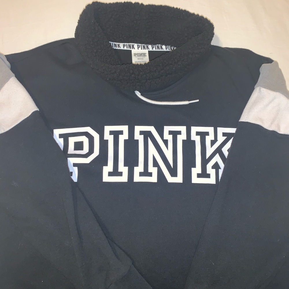 Sherpa Cowl Neck VS Pink sweatshirt